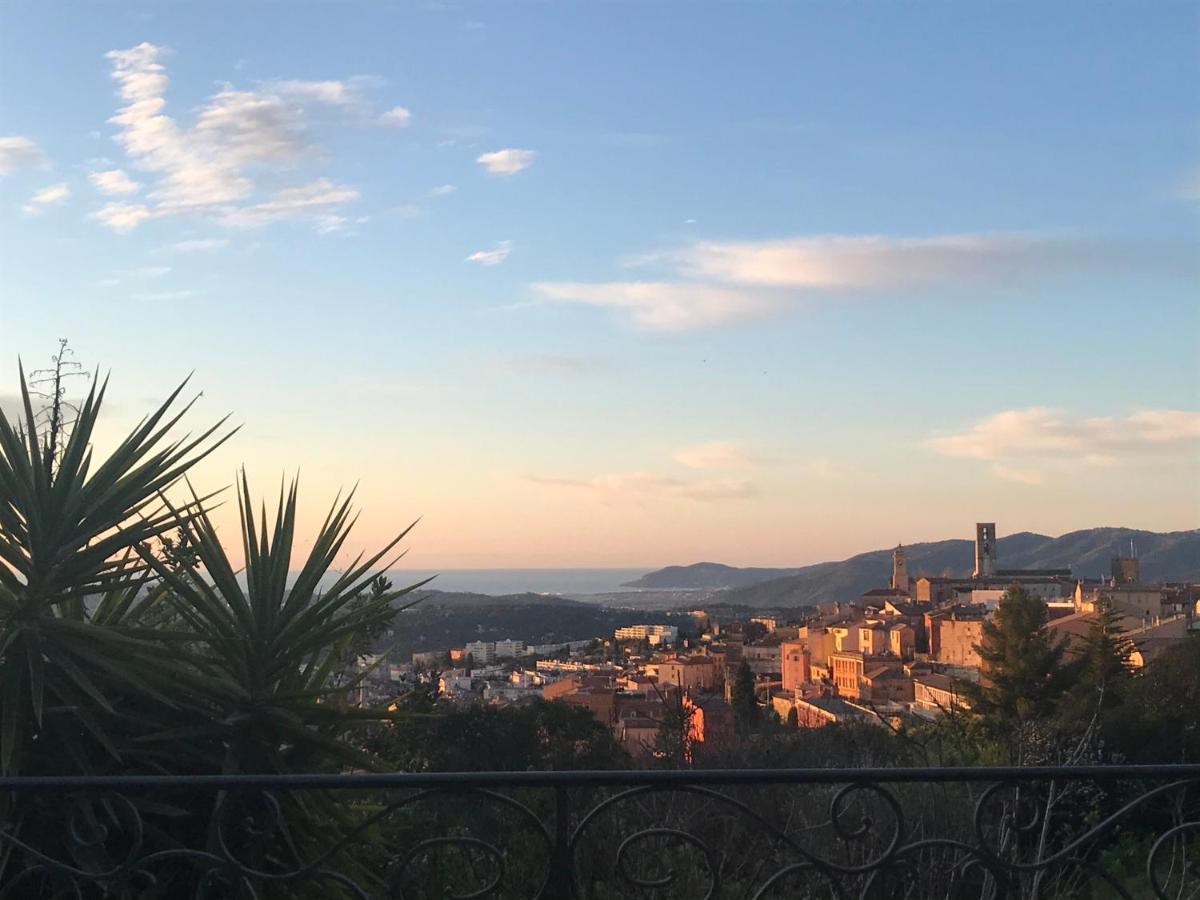 Residence De Croisset Vue Panoramique Cote D Azur Grasse Dış mekan fotoğraf