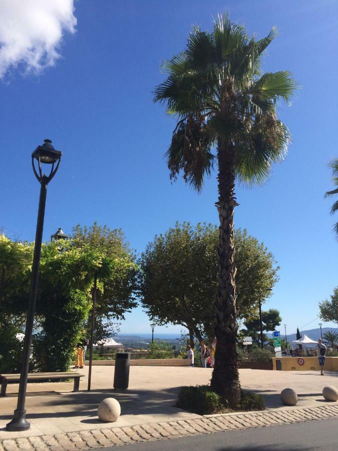 Residence De Croisset Vue Panoramique Cote D Azur Grasse Dış mekan fotoğraf